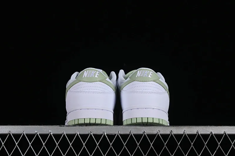 All Categories Nk SB Dunk Series Nk SB Dunk Low Low-top sneakers Nk SB Dunk Low Mint white and green color Low-top casual sports skateboard shoes DV0831-105